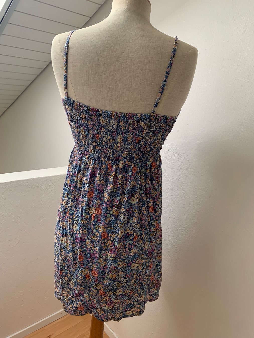 Kleider: Sommerkleid – Gebraucht aus Ennetbaden von usemiste 1