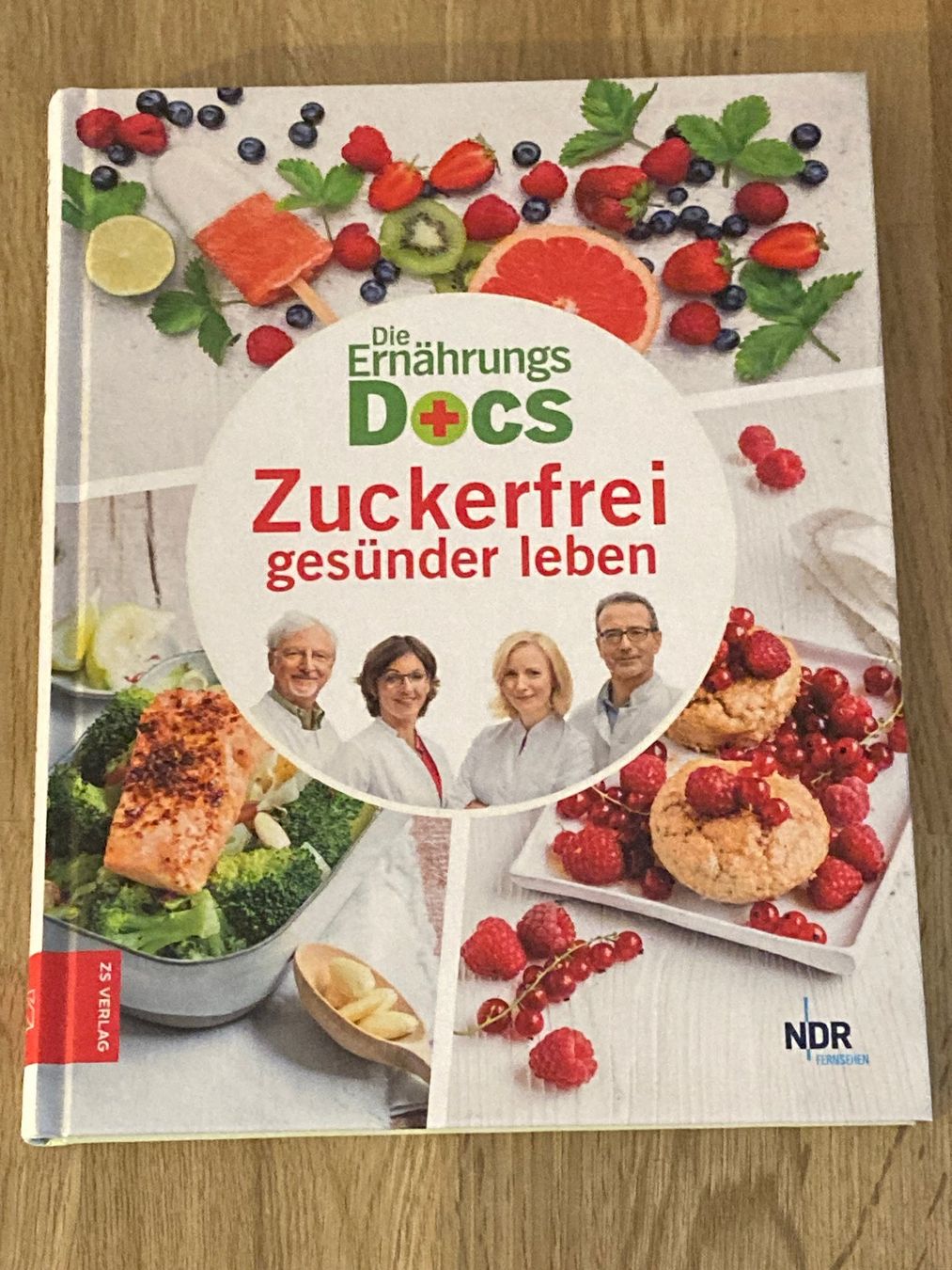 Bücher: Buch / Die Ernährungs DOCS - Zuckerfrei gesünder leben – Gebraucht aus Baar von sonnenschein076