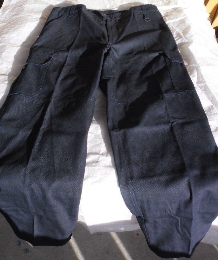 Hosen: Arbeitshose , Dunkelblau , Neu , gr. 50 / 82-86 – Neu (gemäss Beschreibung) aus Büren SO von omsa 7