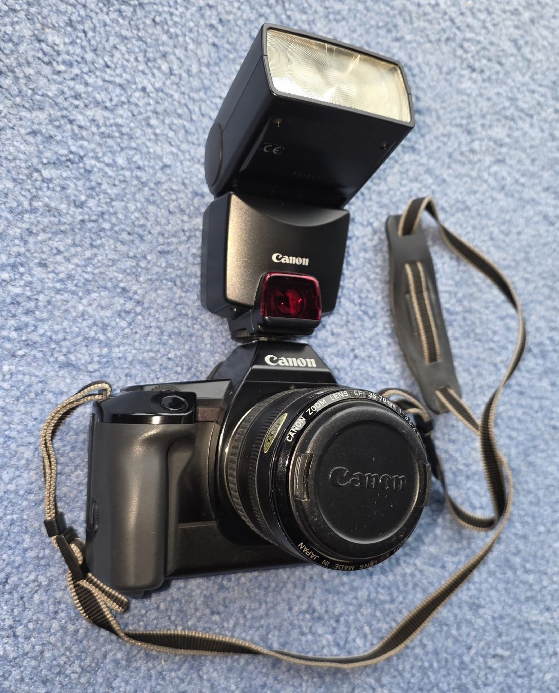Canon Fotocamera: Canon EOS Kamera mit Blitz, Fujifilm + Tragtasche – Usato da Feldbach venduto da gardenmagic 4