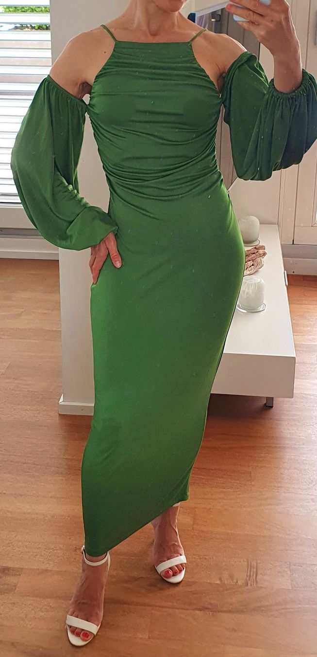 Robes: Kleid Grösse 34 grün wunderschön – D'occasion à Stansstad par InStyle8
