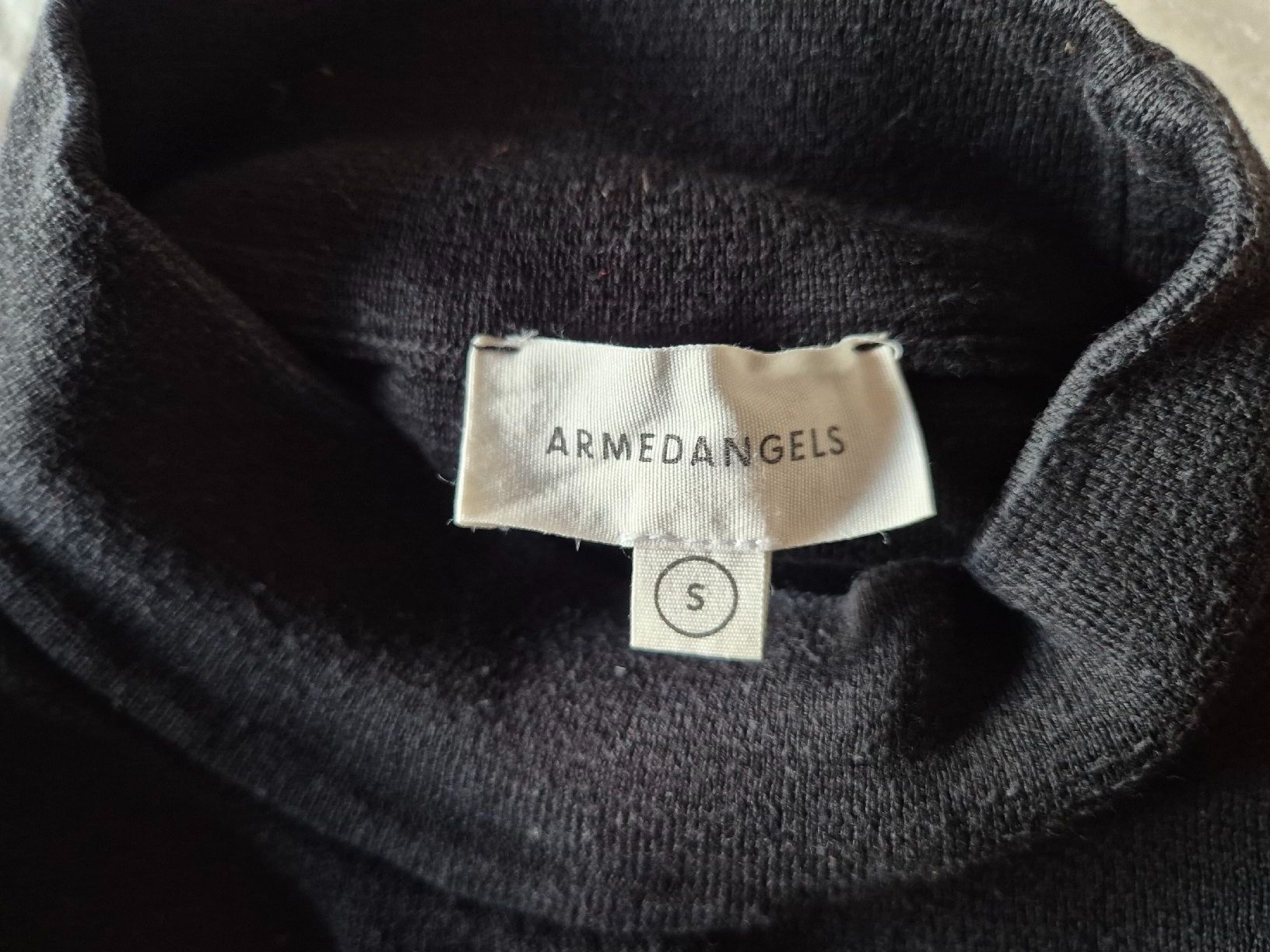 Armedangels Maglioni & Felpe: Schwarzer Pullover von Armedangels, Grösse S – Usato da Balzers venduto da BeScha88 3