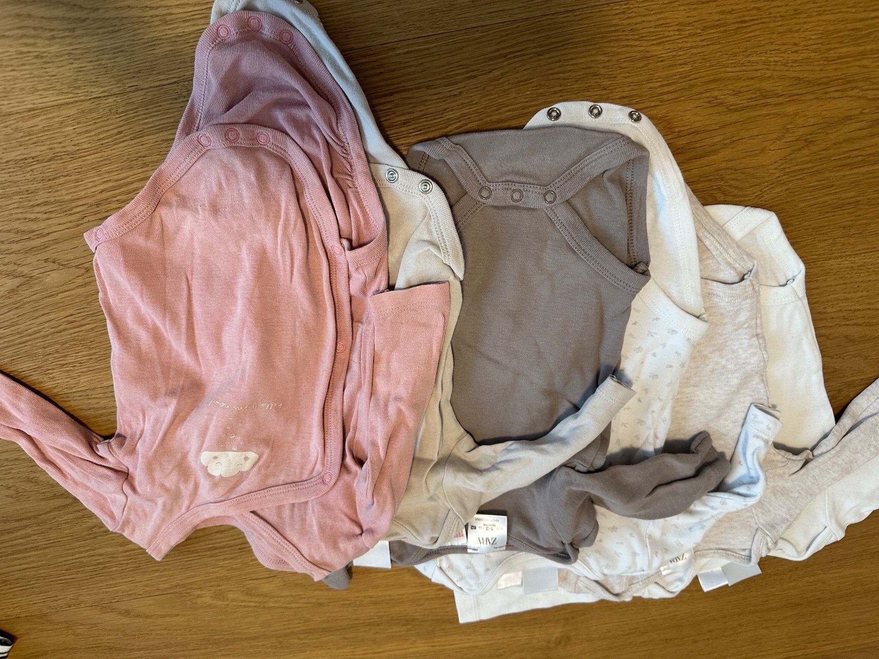 Kleiderpakete & -sets: Schönes Kleiderpaket Grösse 62. – Gebraucht aus Hausen am Albis von raesi01 3