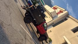 Toyota Hilux  4x4  Pickup Truck