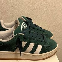 Adidas campus