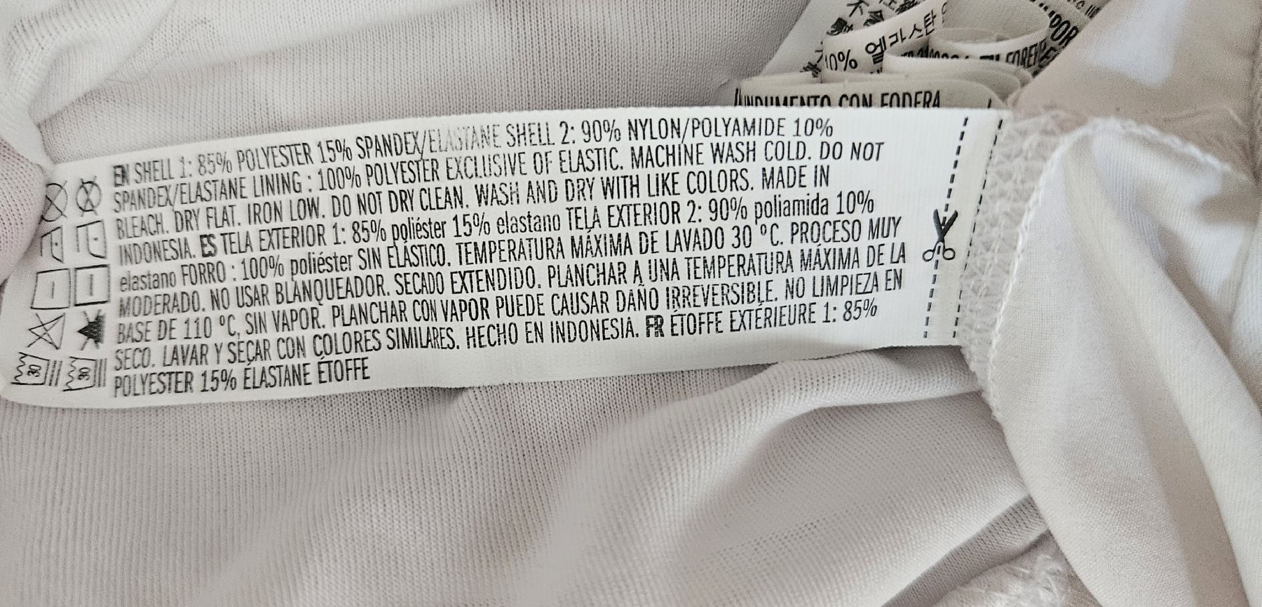 Pantaloni: Running Shorts Forever21 Gr. M – Usato da Rombach venduto da ThriftBetter 4