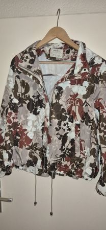 Zara Basic Damenjacke, Gr. 38, Blumenmuster, Top Zustand!
