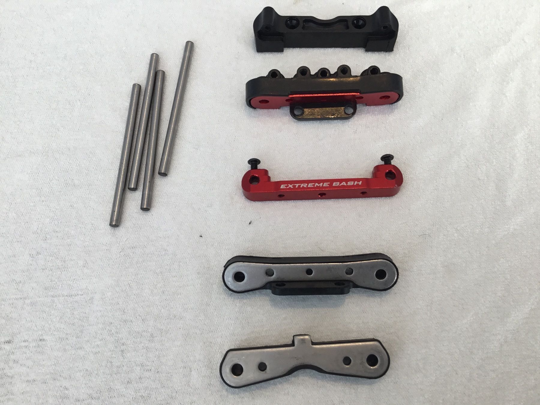 Arrma RC Modellbau: Arrma Kraton EXB 1:8 Querlenker-Halter – Neu (gemäss Beschreibung) aus Büsserach von Swissbluesmobile 1