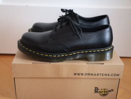 Dr. Martens, Schuh, Gr. 39, Leder, schwarz, NEU Originalverp