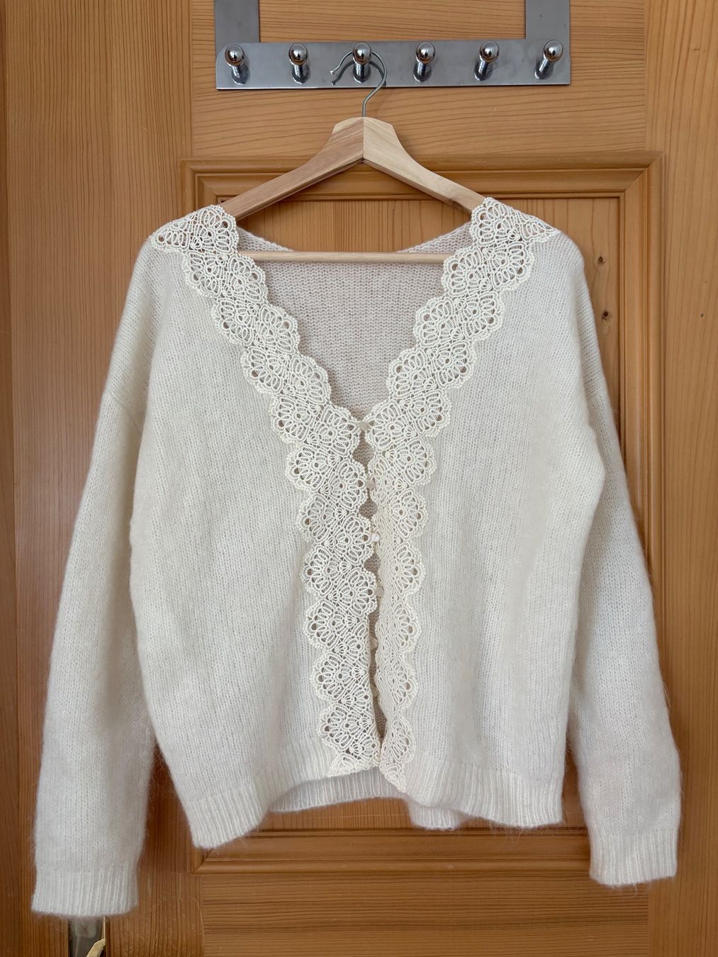 Sezane Pullover & Sweatshirts: Sezane, Astride Jumper Weiss, Gr S – Gebraucht aus Davos Dorf von ari_lj79 3