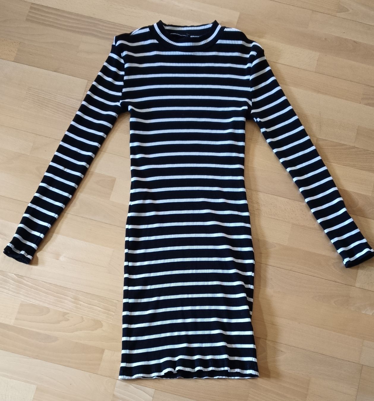 Only Vestiti: Jersey Kleid ONLY Gr. M – Usato da Brütten venduto da DemitemBus
