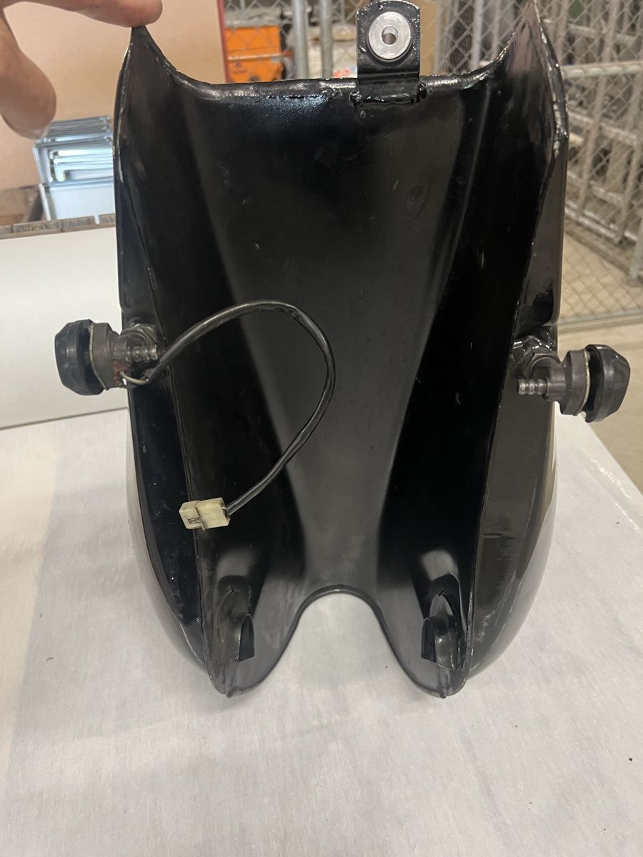 Moto Guzzi Accessori per altri veicoli: Moto Guzzi Nevada Stahltank – Usato da Zürich venduto da Pan-Europ 2