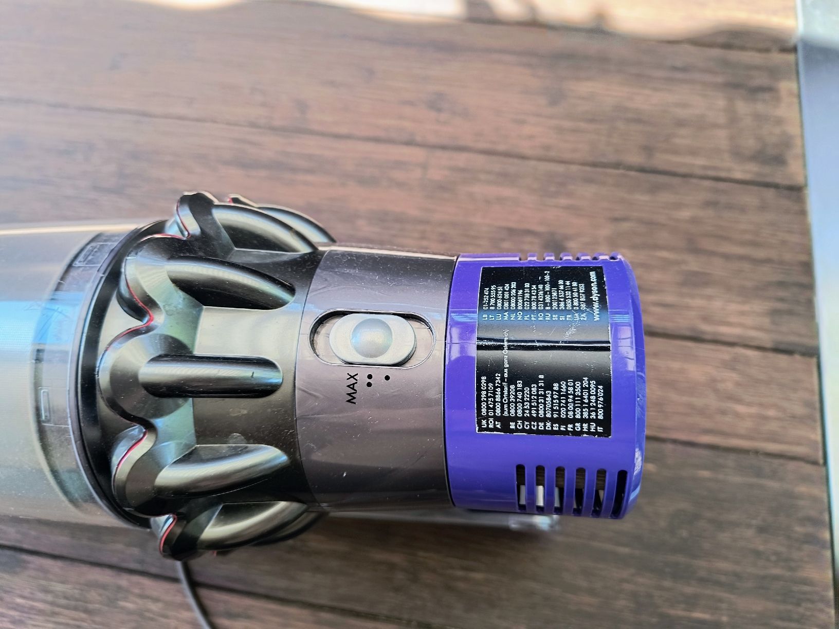 Dyson Aspirateurs & Accessoires: dyson V10 – D'occasion à VORDERTHAL par ducati821