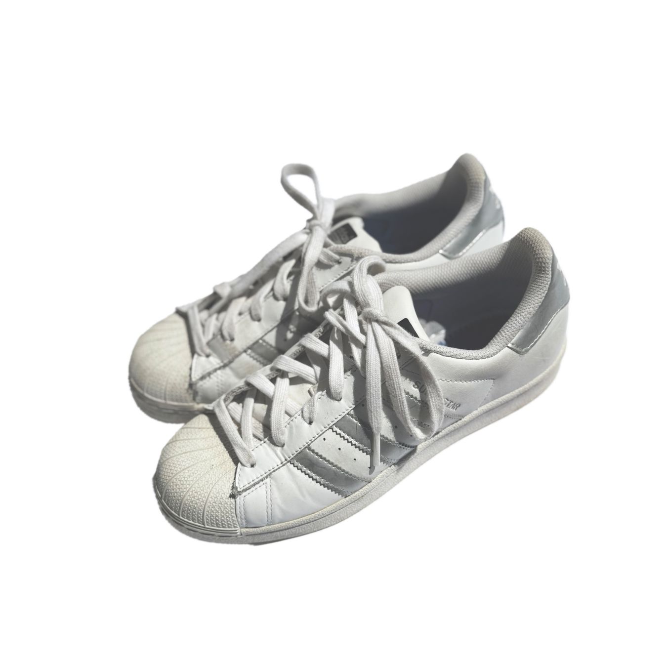 Adidas Scarpe da uomo: Adidas Superstar trainers, white with silver stripes, 39 – Usato da Lausanne venduto da ann_rbv7