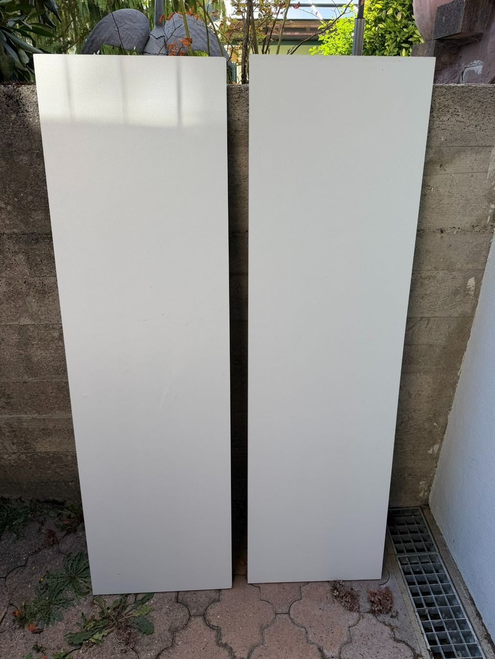 Articoli in legno: Spanplatte weiss – Usato da Stallikon venduto da Bernie001
