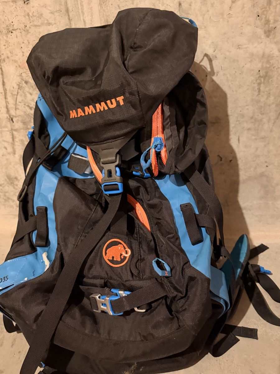 Mammut Rucksäcke: Mammut Nordwand 35 Rucksack  – Gebraucht aus Laupen BE von Lisafurby 1
