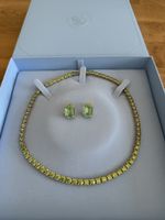 Swarovski Schmuck Set Kette und Ohrringe mit Gruenen Steinen