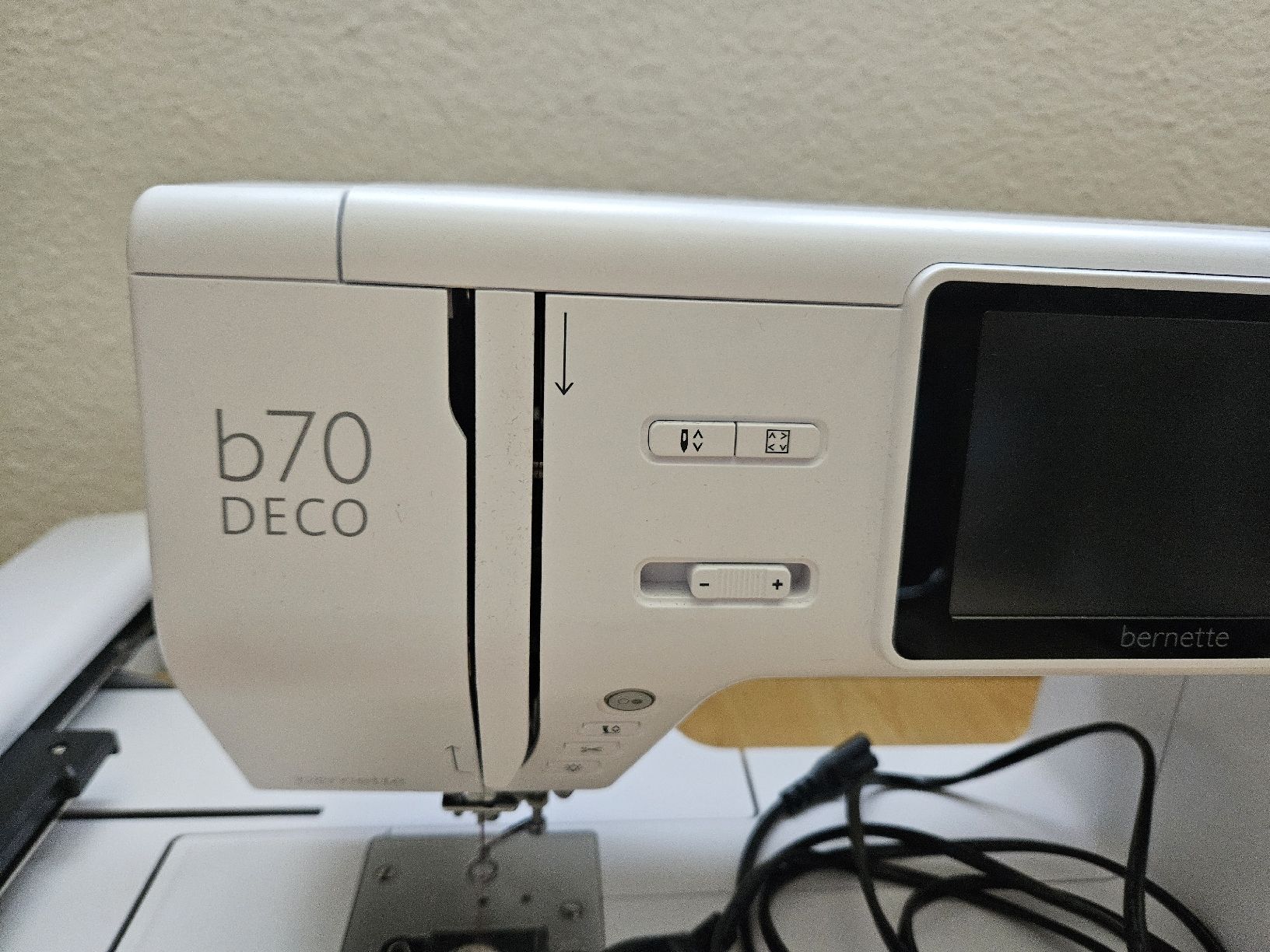 Bernina Machines à coudre: bernette b70 DECO Stickmaschine – Neuf (Voir description) à Seewen SZ par Ingenbohl 3