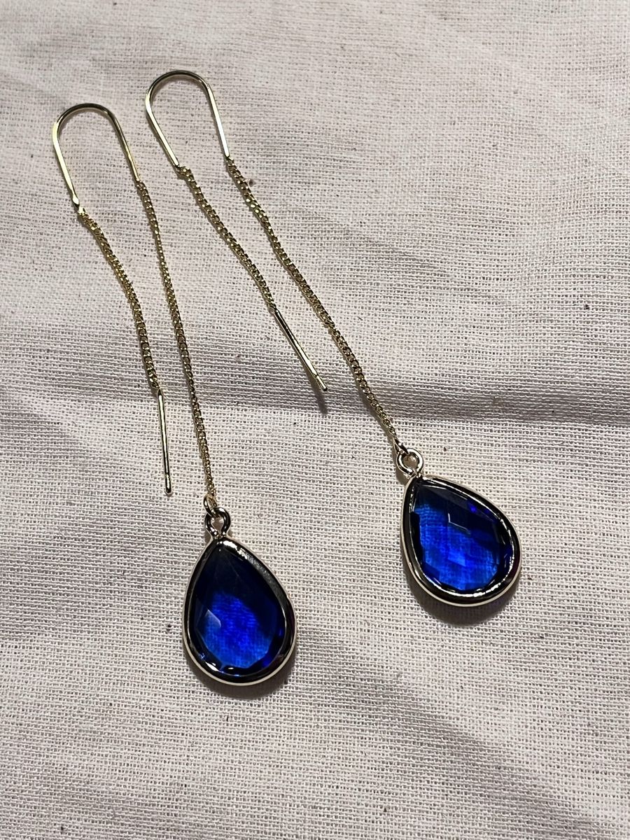 Orecchini pendenti & Orecchini a lobo: Boucles plaqué or cabochon bleu saphir – Nuovo e nell'imballaggio originale da Genève venduto da ct_fqr8