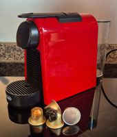 DeLonghi  Nespresso Kaffemaschine Type EN85.R