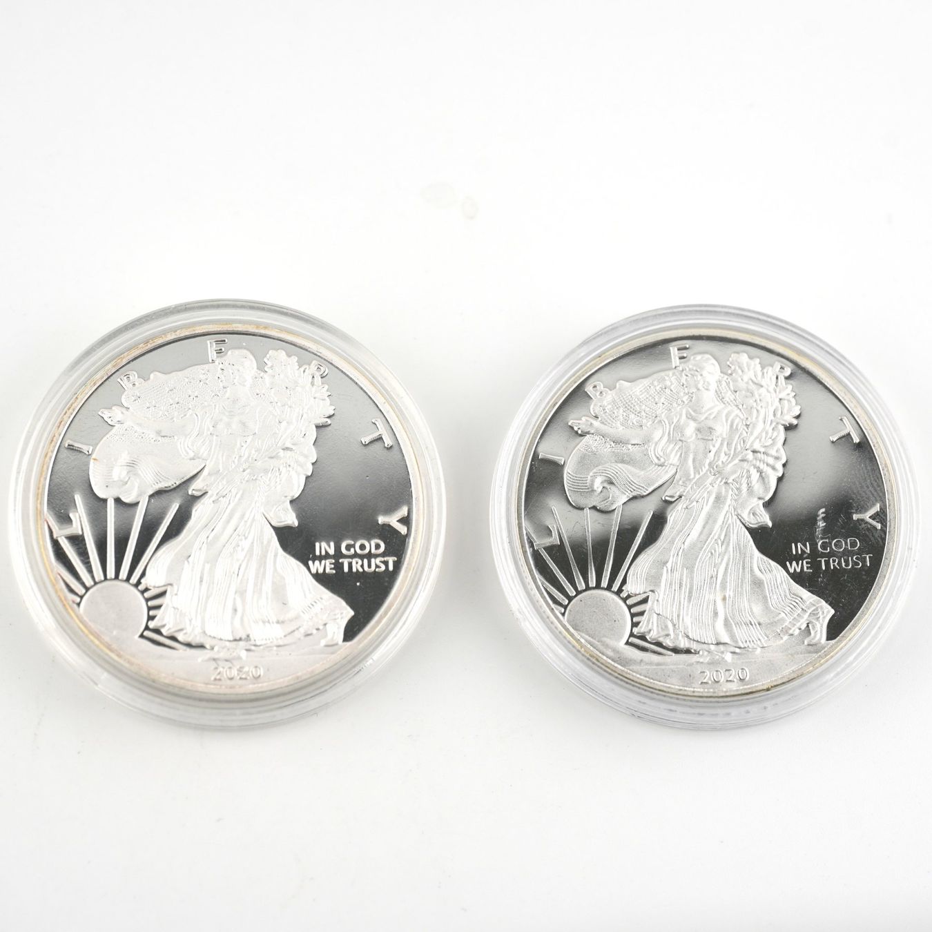 Alle Münzen: 2x Oz Silber One Dollar – Gebraucht aus Basel von Vip24