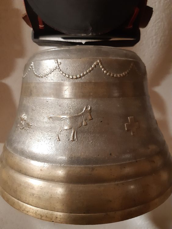 Grosse Glocke Acheter sur Ricardo
