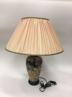 Elegante Tischlampe, Porzellan, Handbemalt, Vintage