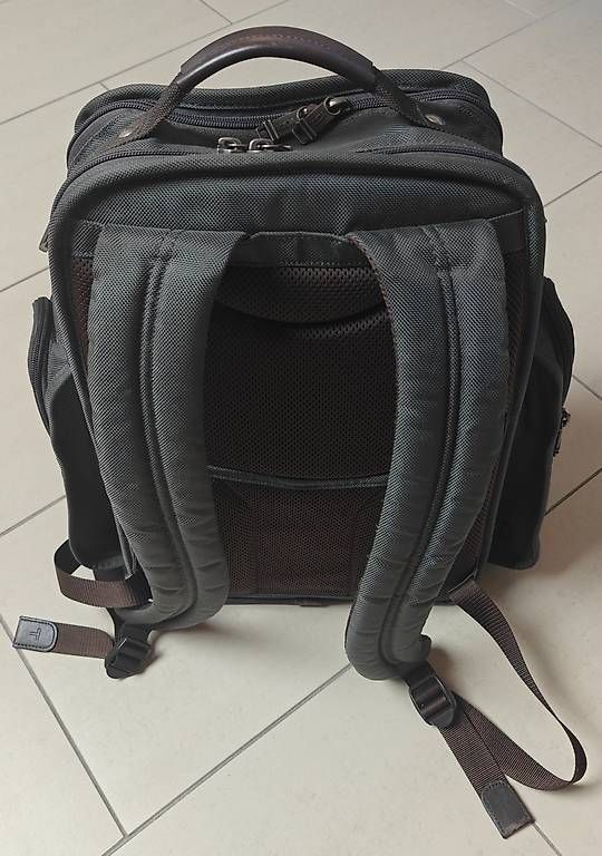 Tumi Zaini: Tumi T-pass Backpack - Alpha 3 - Laptoprucksack Rucksack – Usato da Birmenstorf AG venduto da mkunac 3