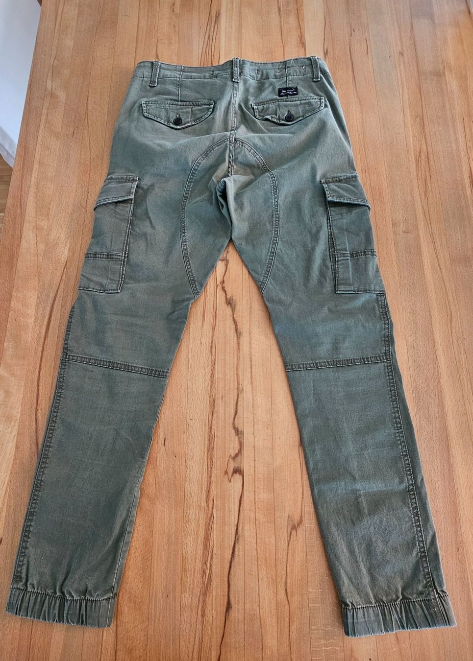 Jack & Jones Pantaloni: Hose Herren Gr. S olive Jack&Jones – Usato da Root venduto da Trinali 1