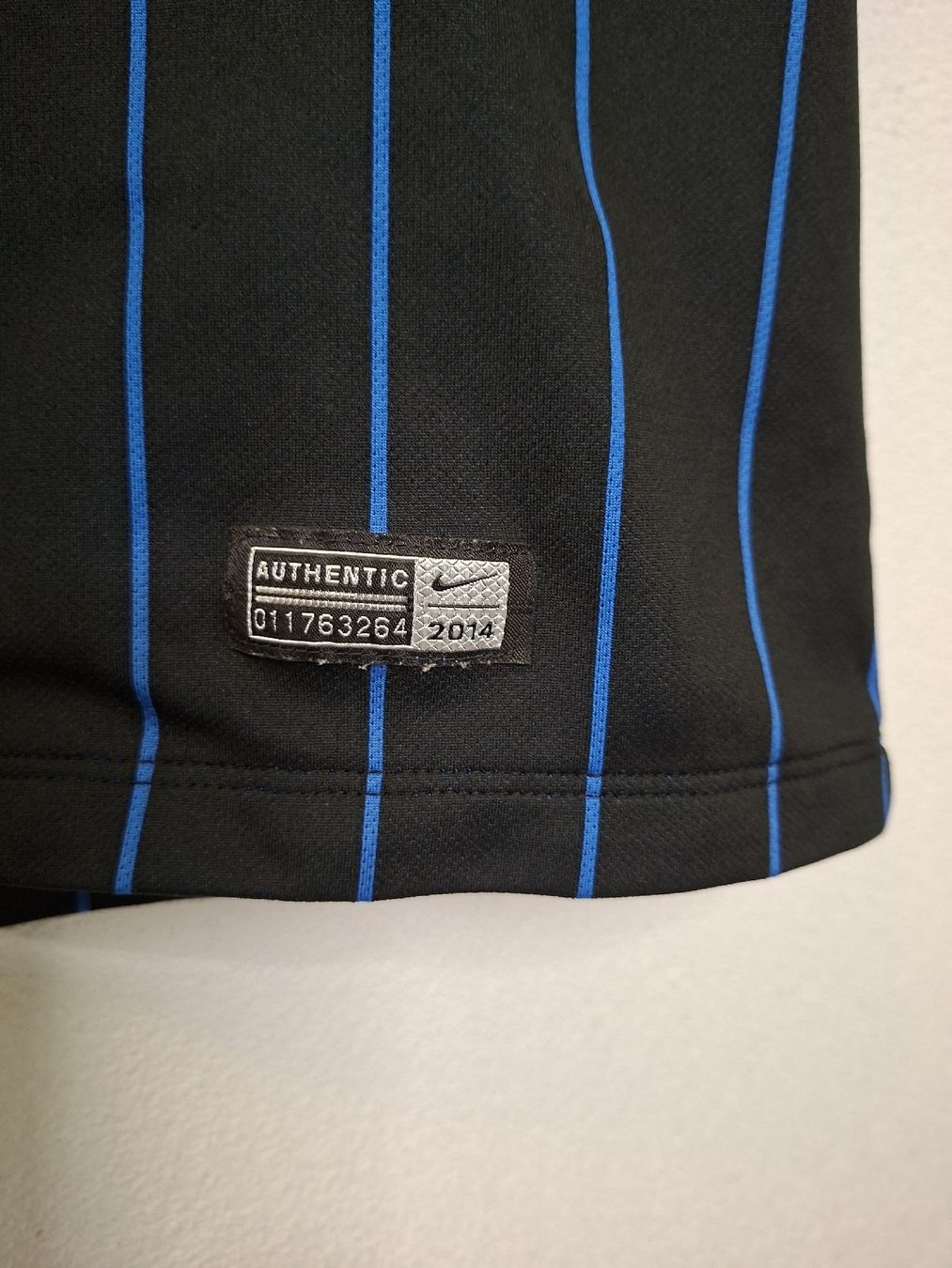 Football Club Internazionale Milano Canottiere & Pantaloni: Original Inter Milan 2014-15 Home Trikot – Usato da St-Léonard venduto da SwissDealsJersey 6