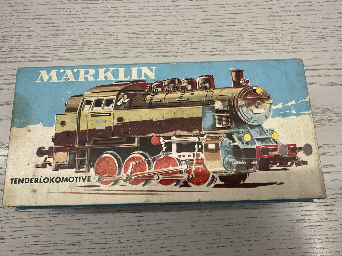 Märklin Modellini di ferrovie: Märklin 3031 DB BR 81 TELEX – Usato da Lupsingen venduto da New-Haven 8