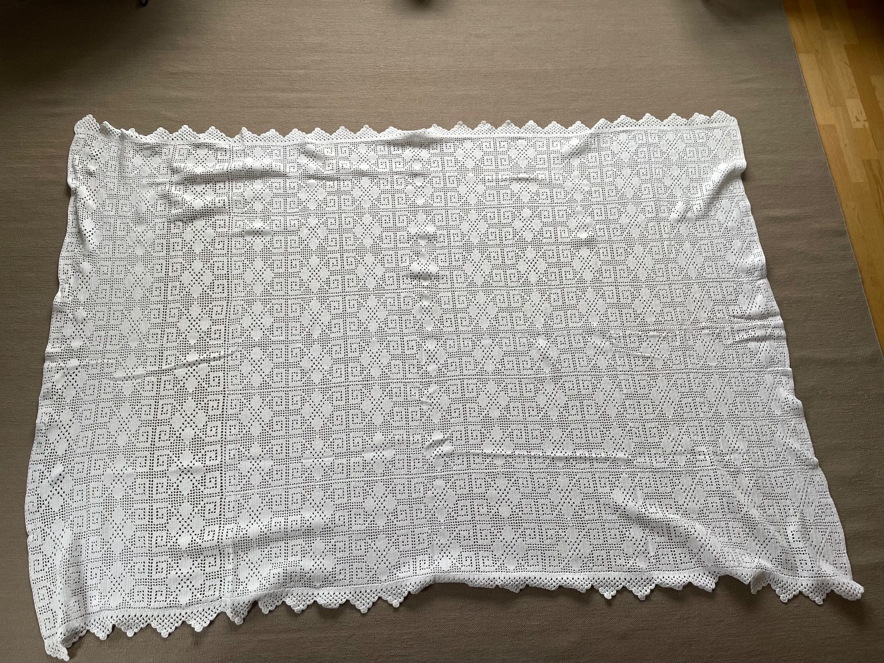 Coperte: Gehäkelte Tagesdecke – Usato da Wabern venduto da up2zero