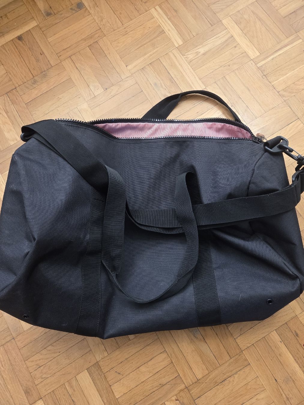 Herschel Borse: Herschel Reisetasche  – Usato da Zürich venduto da Shiva79 2