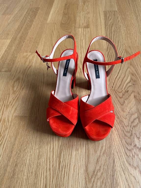 Scarpe da donna: Sandalo Patrizia Pepe – Nuovo e nell'imballaggio originale da Massagno venduto da lad_cv7t