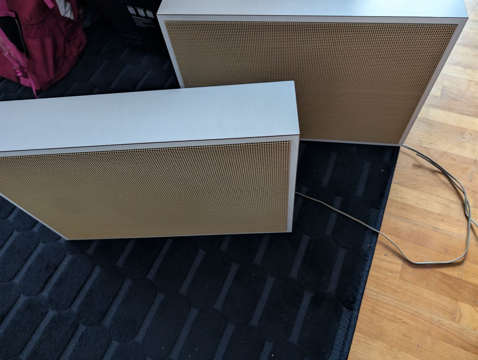 Haut-parleurs: Stereo Boxen – Défectueux à Bern par berneroberlaenderin 1