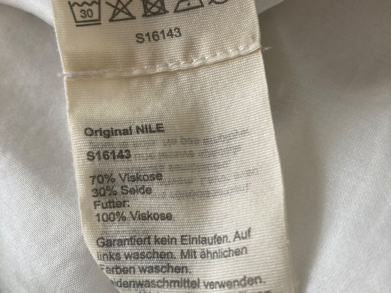 Nile Kleider: Kleid Nile Collection Gr S, neuwertig – Gebraucht aus Eschenbach SG von verbascum 2