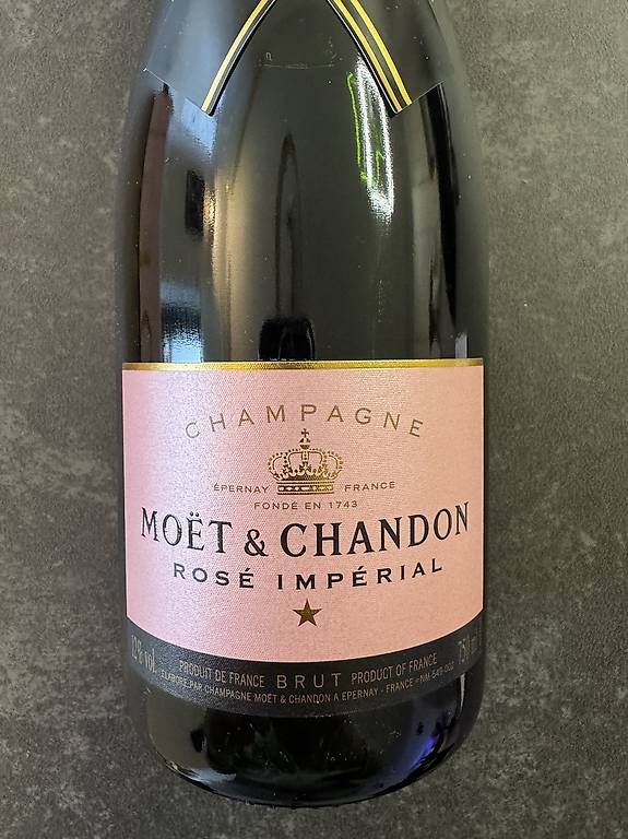 Moet Bevande alcoliche: Vendo bottiglia Moët & Chandon Rosé imperial – Nuovo e nell'imballaggio originale da Stabio venduto da van_5cry 2