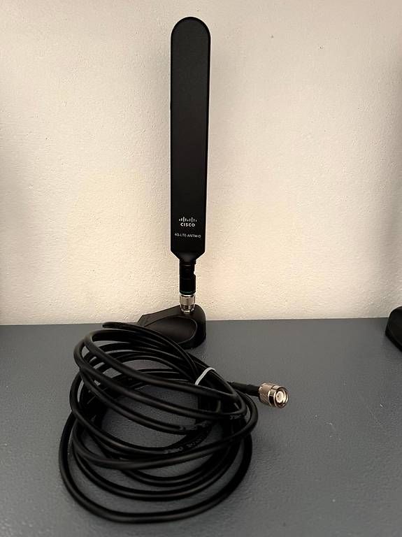 Radiocomunicazione: Antennes Cisco 4G LTE – Usato da Gland venduto da Htp 1