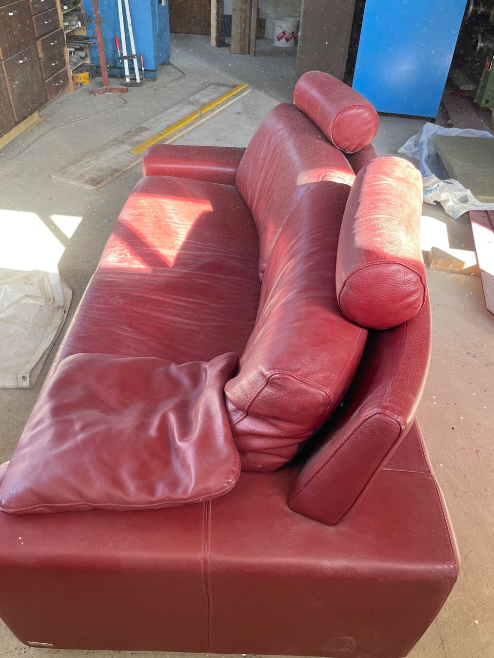 Divani: Sofa rot aus Leder – Usato da Bischofszell venduto da Lar_tx6m 1