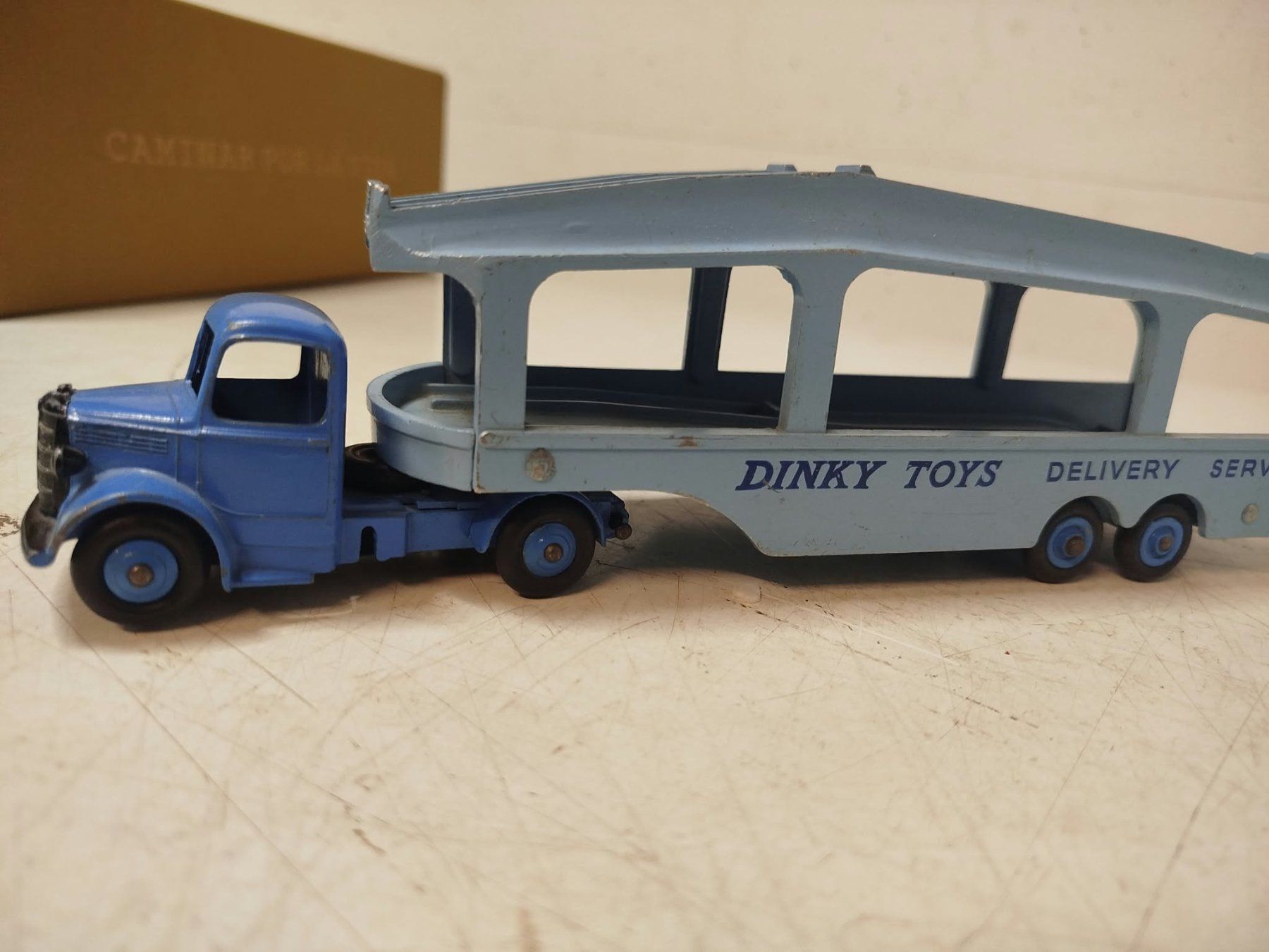 Dinky Toys Modellini d'auto: Dinky Toys Autotransporter – Usato da La Chaux-de-Fonds venduto da Emmaus2300CDF 1