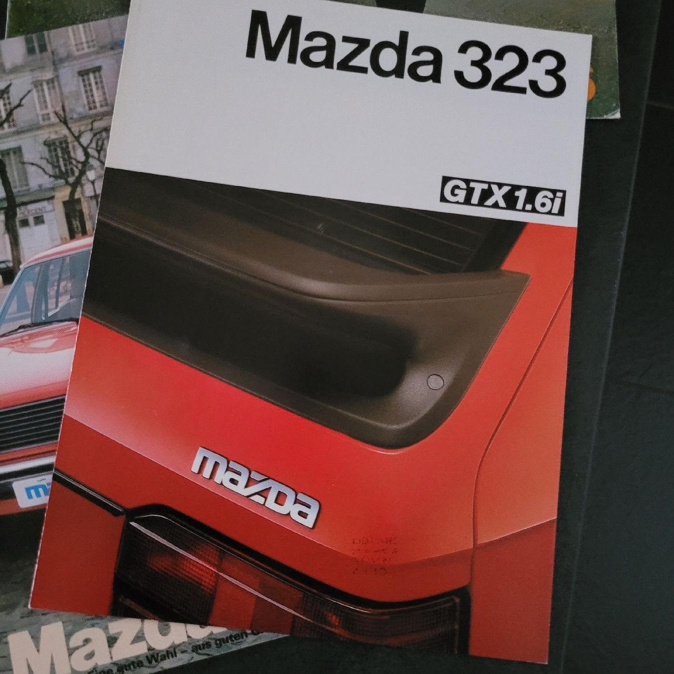Mazda Documenti: Prospekte Mazda Konvolut 9 Stück – Usato da Schwarzenburg venduto da modelCARama 2