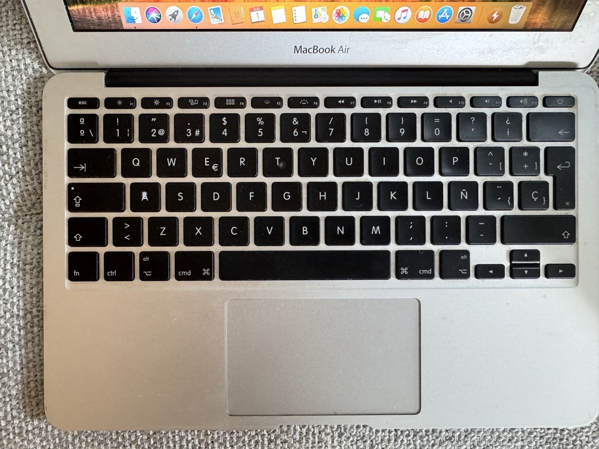 Apple Portables: MacBook Air 11 – D'occasion à Adliswil par Busys 3