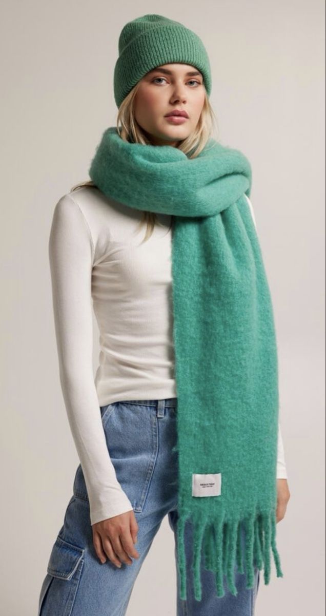 Foulard & Sciarpe: Schal America Today – Usato da Obfelden venduto da tan_9lj9 1