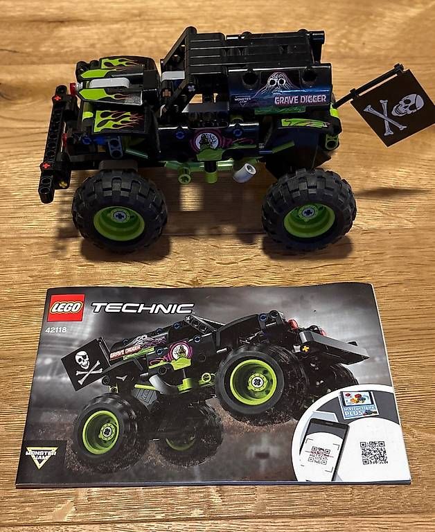 Giocattoli: LEGO Technic Monster Jam Grave Digger (42118) – Usato da Weesen venduto da PluessPit