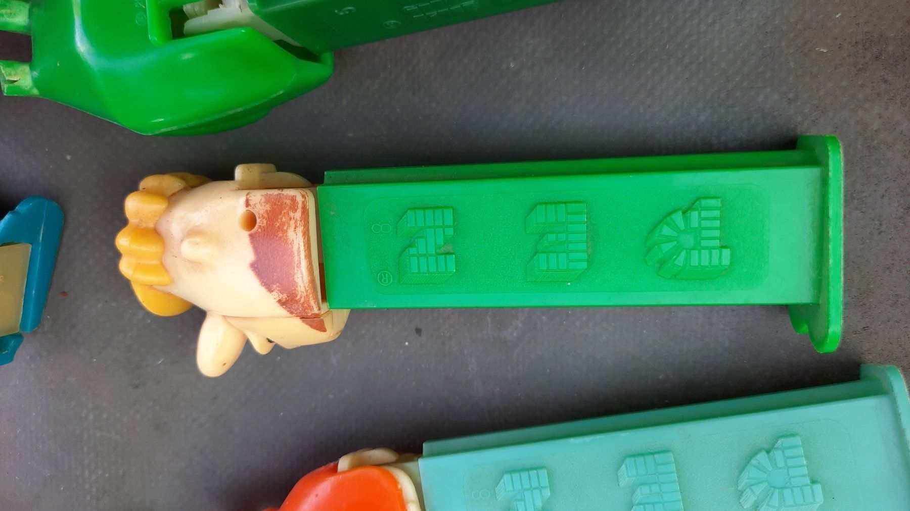 Figuren: Konvolut PEZ Figuren Made in Austria – Defekt aus Hedingen von Zwackul 5