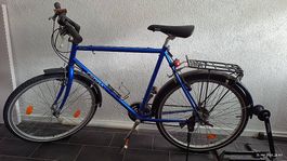 Velo Herrenfahrrad mit Gepäckträger
