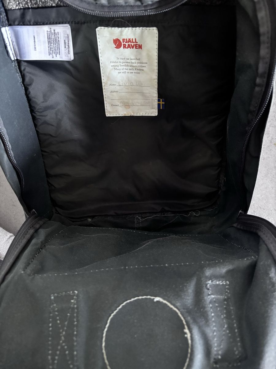 Fjällräven Zaini: Fjällräven Kanken Rucksack in Navy Blue – Usato da Dörflingen venduto da liviaaa.w 5