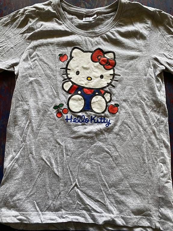 T-shirts: T-Shirt Hello Kitty Gr. 158/164 – D'occasion à Nussbaumen AG par GeorgiaB 1