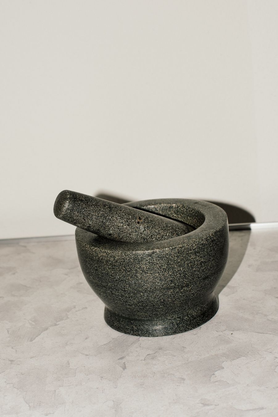 Sonstiges für das Kochen & Backen: Grösserer Granit, Stein, Mörser  🧑‍🍳 🌪️ – Gebraucht aus Zürich von lemurch
