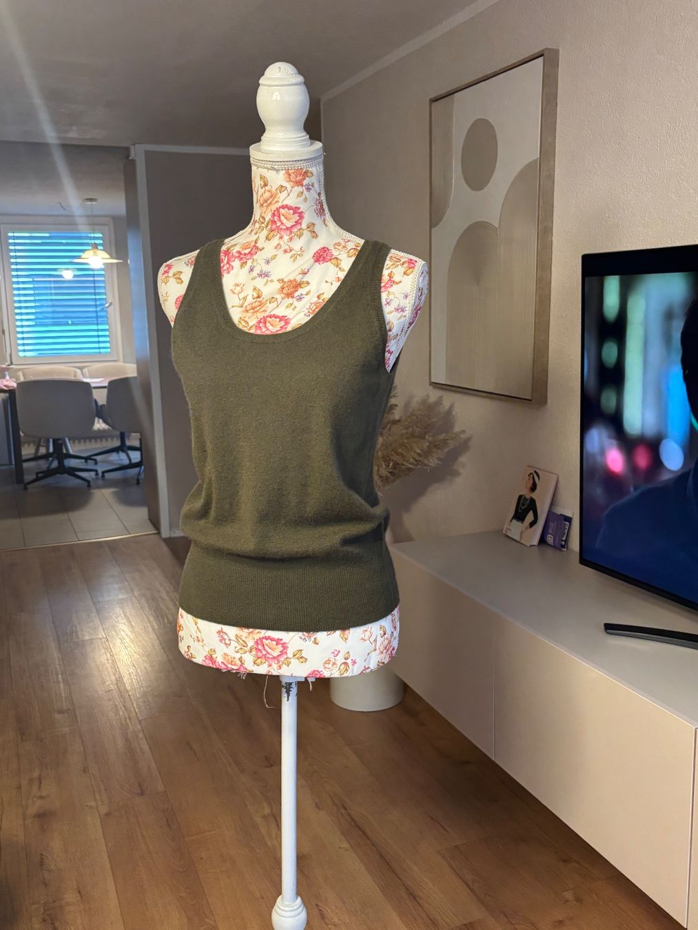 Odeeh Tops: Odeeh Top 100% Cashmere – Gebraucht aus St. Margrethen SG von dijanaO 3
